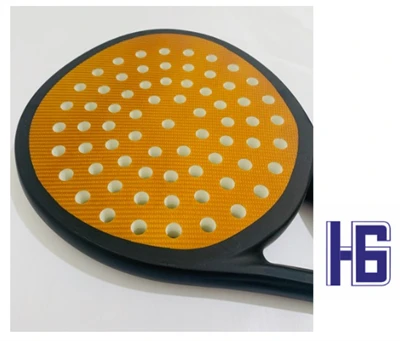 Keeb kwm thiab yam ntxwv ntawm pickleball paddles.